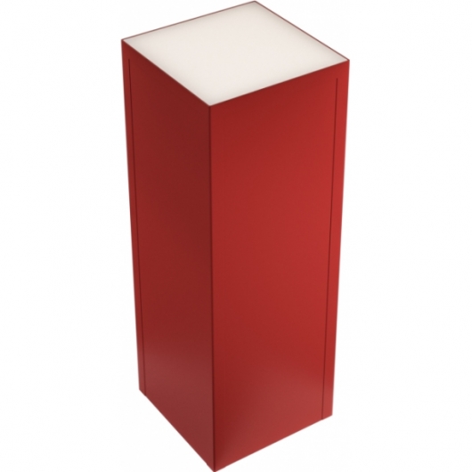 Красная колонна красного цвета в аренду