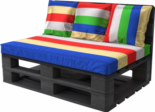 Диван из паллет Black с разноцветой подушкой в аренду
